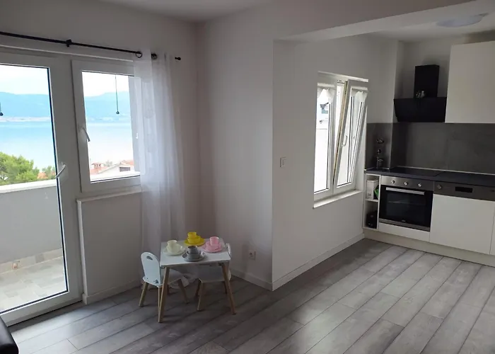 Apartman Perleta Luxury Sea View With Jacuzzi