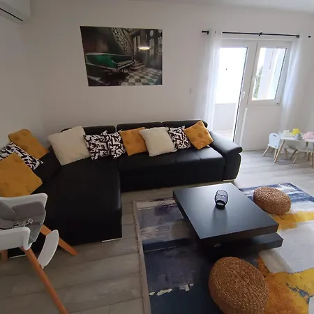 Perleta Luxury Sea View With Jacuzzi Apartamento Trogir