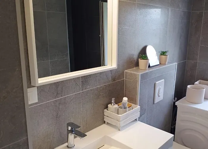 Perleta Luxury Sea View With Jacuzzi Trogir