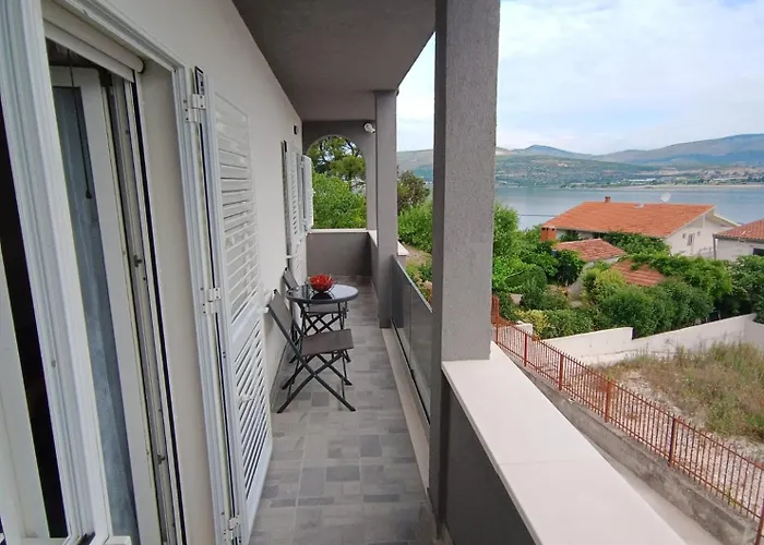 Perleta Luxury Sea View With Jacuzzi